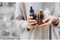 What are cosmetic bottles made of? What are cosmetic bottles made of?
