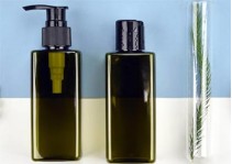 What type of plastic is suitable to make cosmetic bottles?