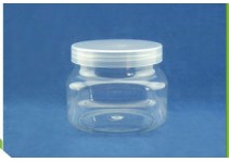 Why are plastic cosmetic containers with lids popular?